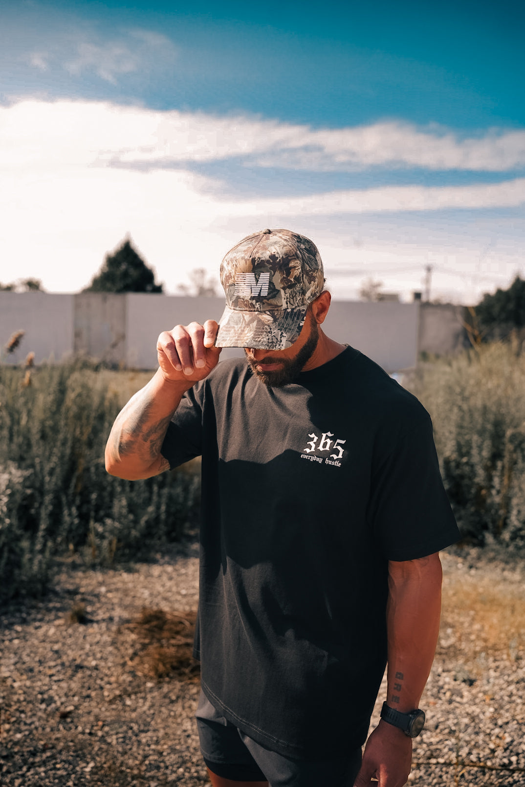 EVERYDAY HUSTLE HEAVY TEE